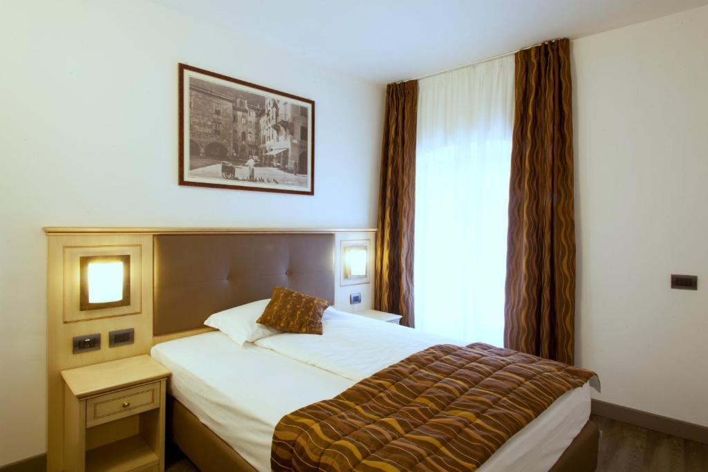 Hotel Portici - Romantik & Wellness Riva del Garda Rom bilde